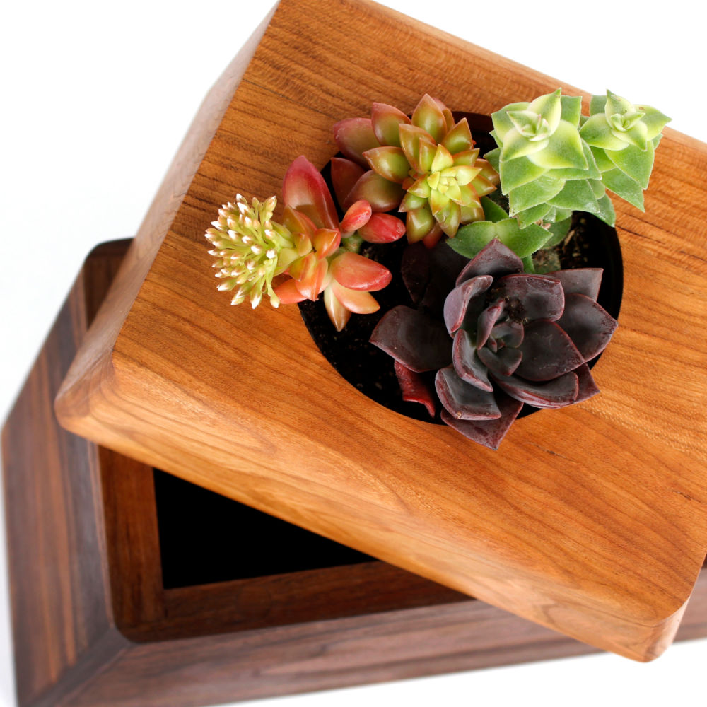 The Living Urn Planter - Blake